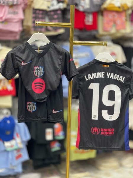 بدلة رياضة برشلونة 5-13